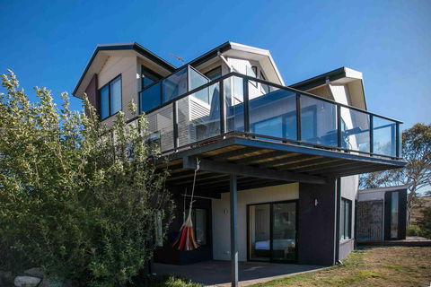 Snowy Mountains Townhouse - Tourism Bookings 1