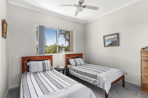 Solitaire 1 - Sawtell, NSW - Tourism Bookings 1