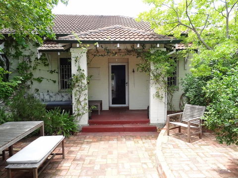 Soloman Street Cottage - Events Australia 0