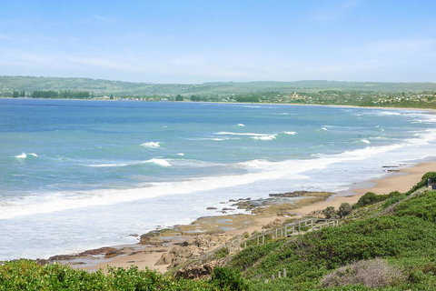 South Seas Beachfront Apartments - Events Australia 0