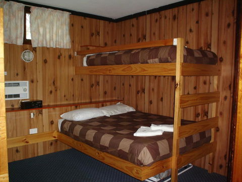 Southern Cross Motor Inn & Tourist Park - Events Australia 2