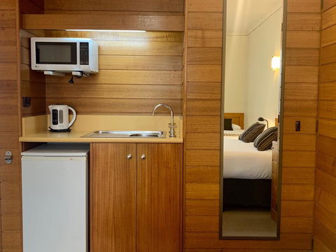 Sovereign Park Motor Inn - Events Australia 2