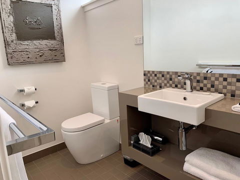 Sovereign Park Motor Inn - Events Australia 3