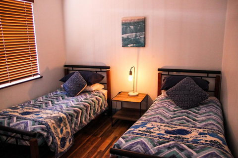 Spike The Bubble Beach House - Events Australia 3