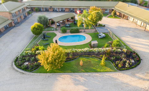 Statesman Motor Inn - Tourism Bookings 2