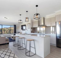 STELLAVISTA - 4 bedrooms free wifi views - Events Australia