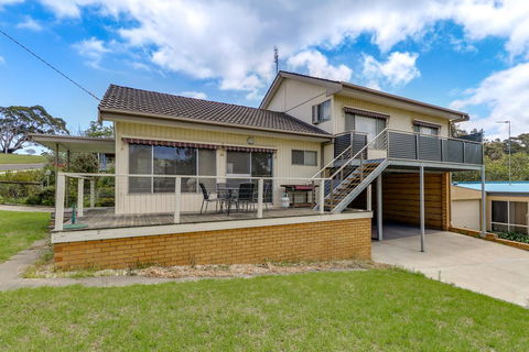 Stradbroke - Tourism Bookings 3