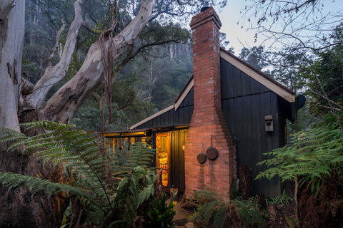 Stringer's Cottage - Events Australia 0