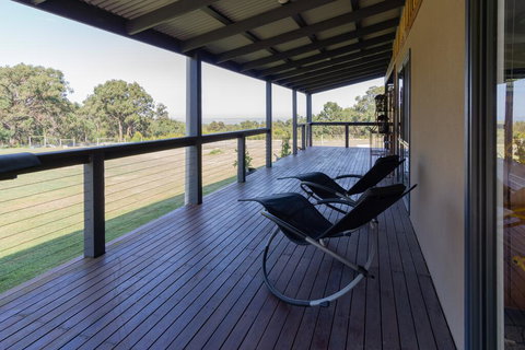 Studio 165 Hidden Gem On 50 Acres With Bay Views - Events Australia 0