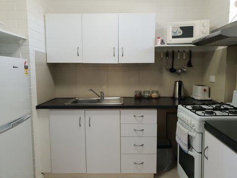 Studio 412 - Ocean And Sunset Views On A Budget - Tourism Bookings 3