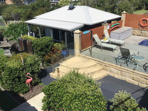 Studio Cabana On Golf In Mollymook - Events Australia 3