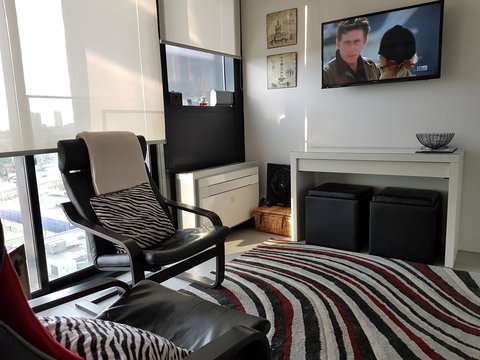 Studio On Park Street - Tourism Bookings 0