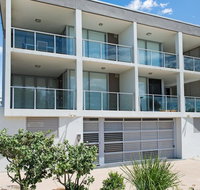 Stunning surfside apartment - Boyd St Woorim - Tourism Bookings