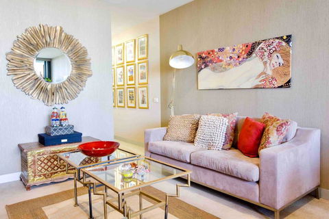 Stylish 1 Bedroom Apartment Amazing City Views - Tourism Bookings 0