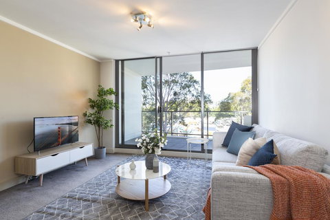 Stylish Apartment Minutes From City And Airport - Events Australia 0