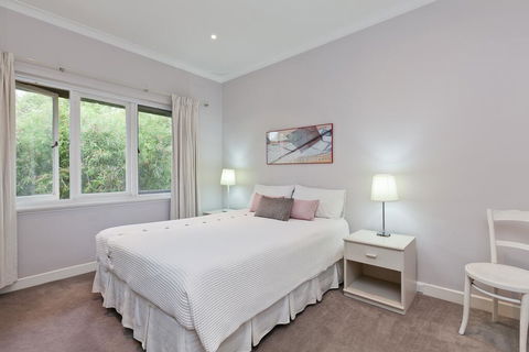 Subistay - Accommodation Europe 1