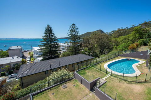 Sundeck Unit 7 - Shoal Bay - Events Australia 1