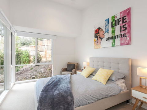 SUNRISE AT BREAKERS - Townhouse Close To Town - Events Australia 2