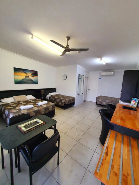 Sunseeker Motel - Tourism Bookings 3