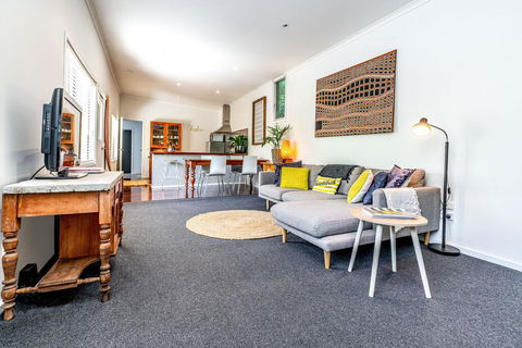 SUNSET BEACH SHACK On SURF - Events Australia 1