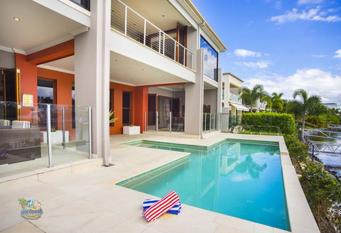 Sunset Circle At The Cove - Events Australia 1