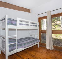 Surfers Ave 17 Narrawallee - Events Australia