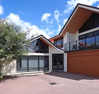 Swanriver Applecross Shortstays - Tourism Bookings