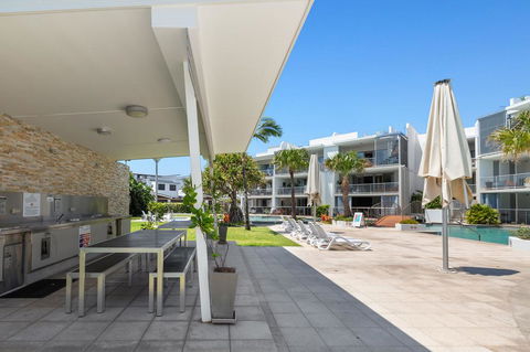 SWIM UP DRIFT APARTMENT 12 South - Events Australia 1