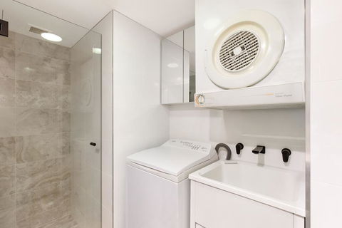 Sydney CBD Studio Apartment With Stunning View Of Darling Harbour (1704 KNT) - Tourism Bookings 2