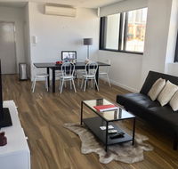 Sydney CBD Live Like You're At Home W/Parking - Tourism Bookings