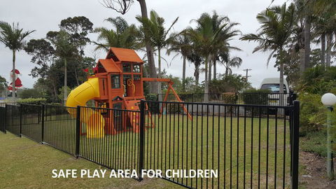 Tabourie Lake Motor Inn - Events Australia 1