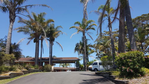 Tabourie Lake Motor Inn - Events Australia 0