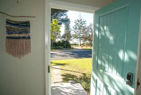 Tallowood Beachfront Cottage - Tourism Bookings 2