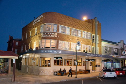 The Alpine Hotel - Events Australia 0