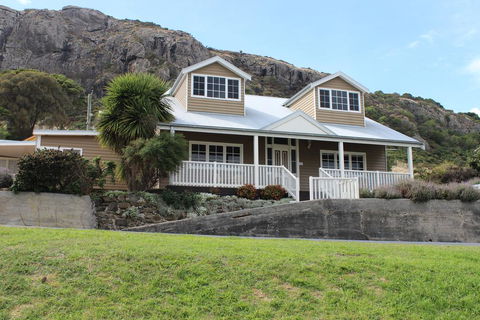 The Ark Stanley Luxury Bed And Breakfast - Events Australia 0