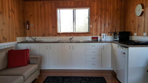 Hazelcreek Cottages - Tourism Bookings 17