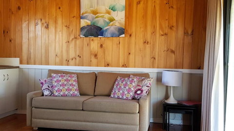 Hazelcreek Cottages - Tourism Bookings 22
