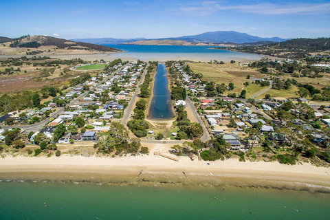 Aqua Beachfront! - Events Australia 18