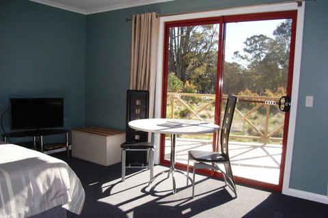 Highland Cabins And Cottages At Bronte Park - Events Australia 1