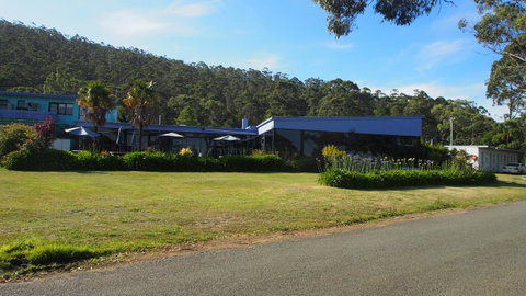 Orford Blue Waters Hotel - Events Australia 41