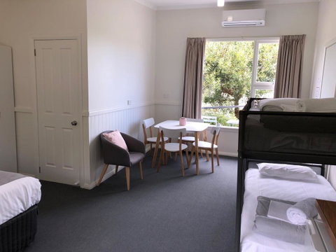 Orford Blue Waters Hotel - Events Australia 22