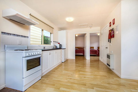 Wintersun Gardens Motel - Events Australia 43