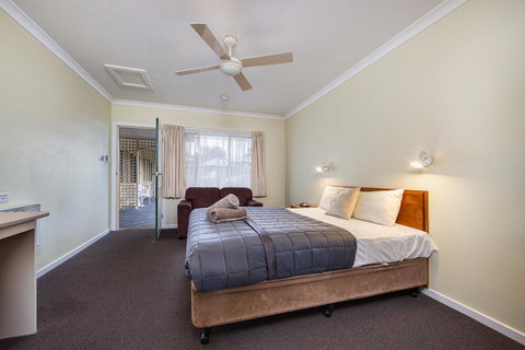 Wintersun Gardens Motel - Events Australia 44