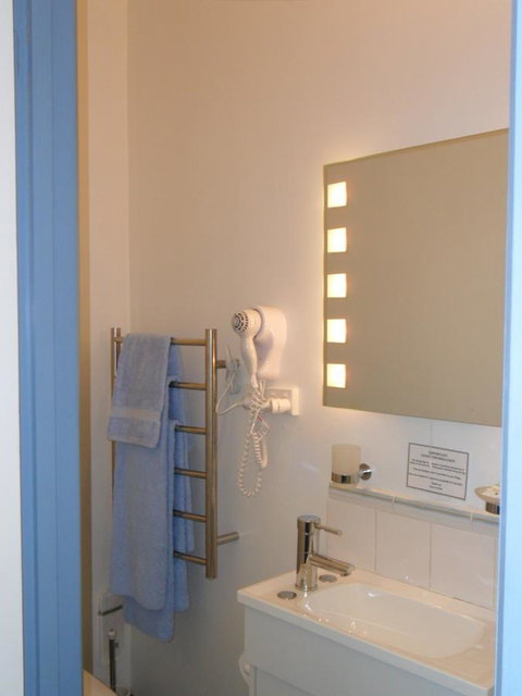 Freycinet Waters - Tourism Bookings 36