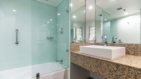 Hotel Grand Chancellor Hobart - Events Australia 12