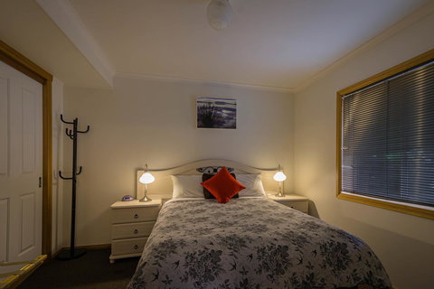 Maria Views Bed & Breakfast - Tourism Bookings 16