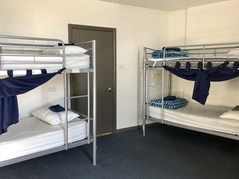 The Nook Backpackers - Events Australia 40