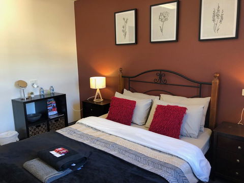 The Nook Backpackers - Events Australia 26