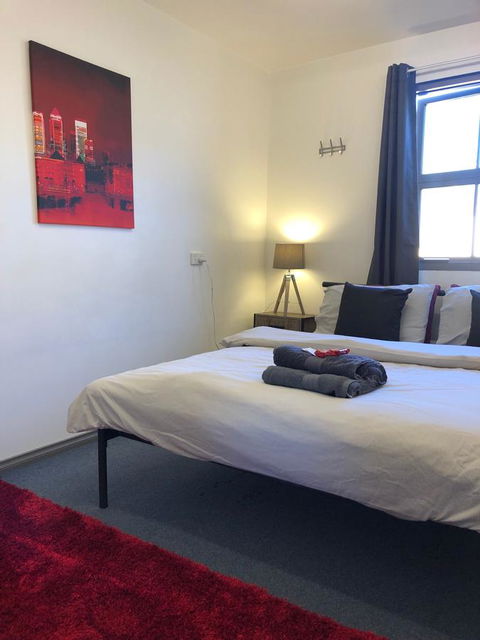 The Nook Backpackers - Events Australia 35
