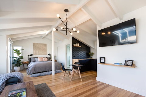 Litora Accommodation - Events Australia 7